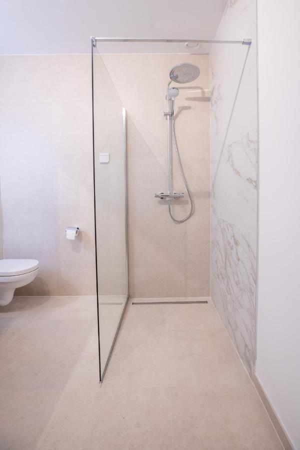 By Sea, Full Sea View, Balcony, Use Of Hotel Pool And Sauna Cadzand Exterior foto